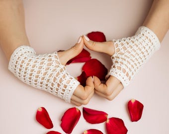 Easy Fingerless Mittens Crochet Pattern PDF, Beginner Friendly White Gloves  Tutorial, Gift for Women
