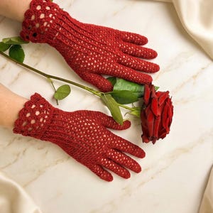 Anatomical Crochet Gloves Pattern, 3D Thumb Gusset Tutorial PDF, Gap-Free Finger Join, Modern Crochet.