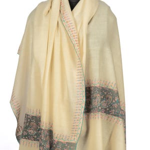 Cream Pashmina Shawl with Hand Needle Embroidered Paisley Border Work | Lightweight Winter Wrap | Kashmiri Elegance Shawl