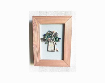 Handgemaakt vintage-geïnspireerd bloemboeket met kralen – ingelijste muur- en tafelkunst