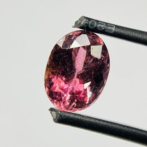 Pink Tourmaline Gemstone: 2.35 Ct Oval Faceted Loose Stone