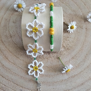 Flower bracelet, daisy in seed beads and stainless steel and matching fine bracelet
