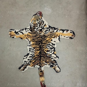Hand Tufted Rug Tiger Shaped Rug – Handmade Animal Print Area Carpet – Jungle Theme Decor – Unique Tiger Skin Rug for Living Room, Kids Room