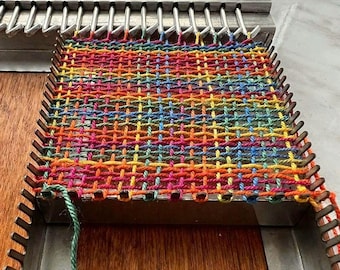 Handheld Knitting Loom – DIY Weaving Tool for Tapestry, Yarn Craft, and Handmade Projects (Wood + Metal)