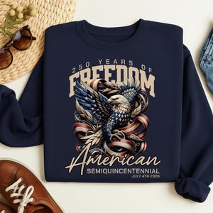 アメリカ建国250周年記念Tシャツ：USAグランジフラッグ愛国心Tシャツ