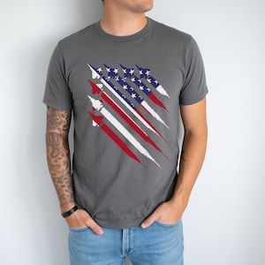 Patriotic Fighter Jet T-Shirt: 4th of July American Flag Unisex Top