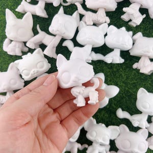 Custom LPS/littlest pet shop figure