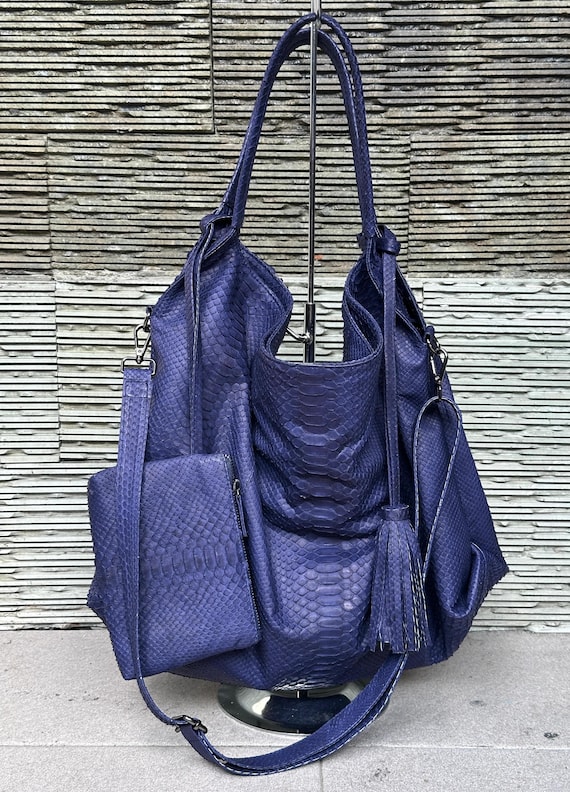 パイソン革 ショルダーバッグ ネイビー 美品A.D.M.J. パイソン革