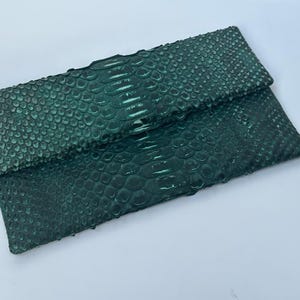 Green antique python skin clutch | Foldover snakeskin woman clutch | Envelope clutch bag | Python leather purse | Luxury travel handbag
