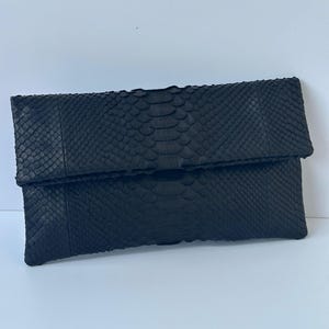 Black python skin clutch | Foldover snakeskin woman clutch | Envelope clutch bag | Python leather purse | Luxury travel handbag | Small bag
