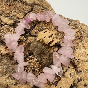 Rose quartz bracelet, stone of love and heart, pink rose quartz beads, delicate bracelet, genuine