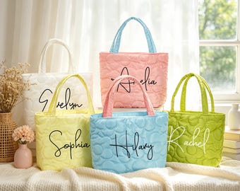 Custom Quilted Name Tote Bag, Personalized Puffer Tote Bag For Travel, Bridesmaid Gift Bag,Girl Trip Bag,Bridal Party Gift,Flower Girl Gift.