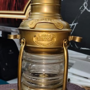 Nautical Marine Decorative Oil Lamp ~ Ship Boat Attractive Lantern Lamp ~ Home, Office Décor Gift items