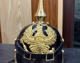 ドイツ軍ピッケルハウベヘルメットのレプリカ | プロイセン軍真鍮製