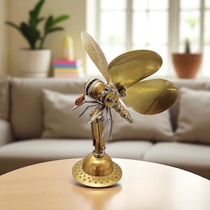 Scultura di farfalla Steampunk - Figurina di insetto meccanico in metallo, decorazione Steampunk fatta a mano, arte fantasy unica per la casa, regalo per collezionisti