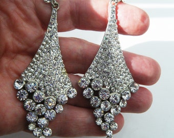 Add some Sparkle 4 Matched Rhinestone BUTTONS Glamour /& Glitz