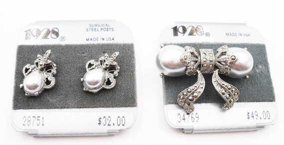 1928 Company brooch earring set, pearls and marcasites