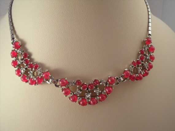 Moonglow and rhinestone raspberry scallop necklace