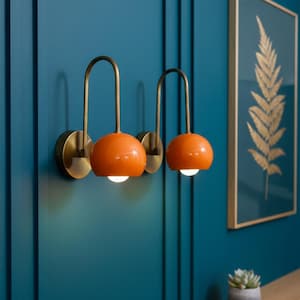 Mid-Century Modern Messing Wandleuchten Handmade Retro Beleuchtung mit Orange Akzent Schattierungen, Vintage Style Wandleuchten für Wohnzimmer oder Schlafzimmer
