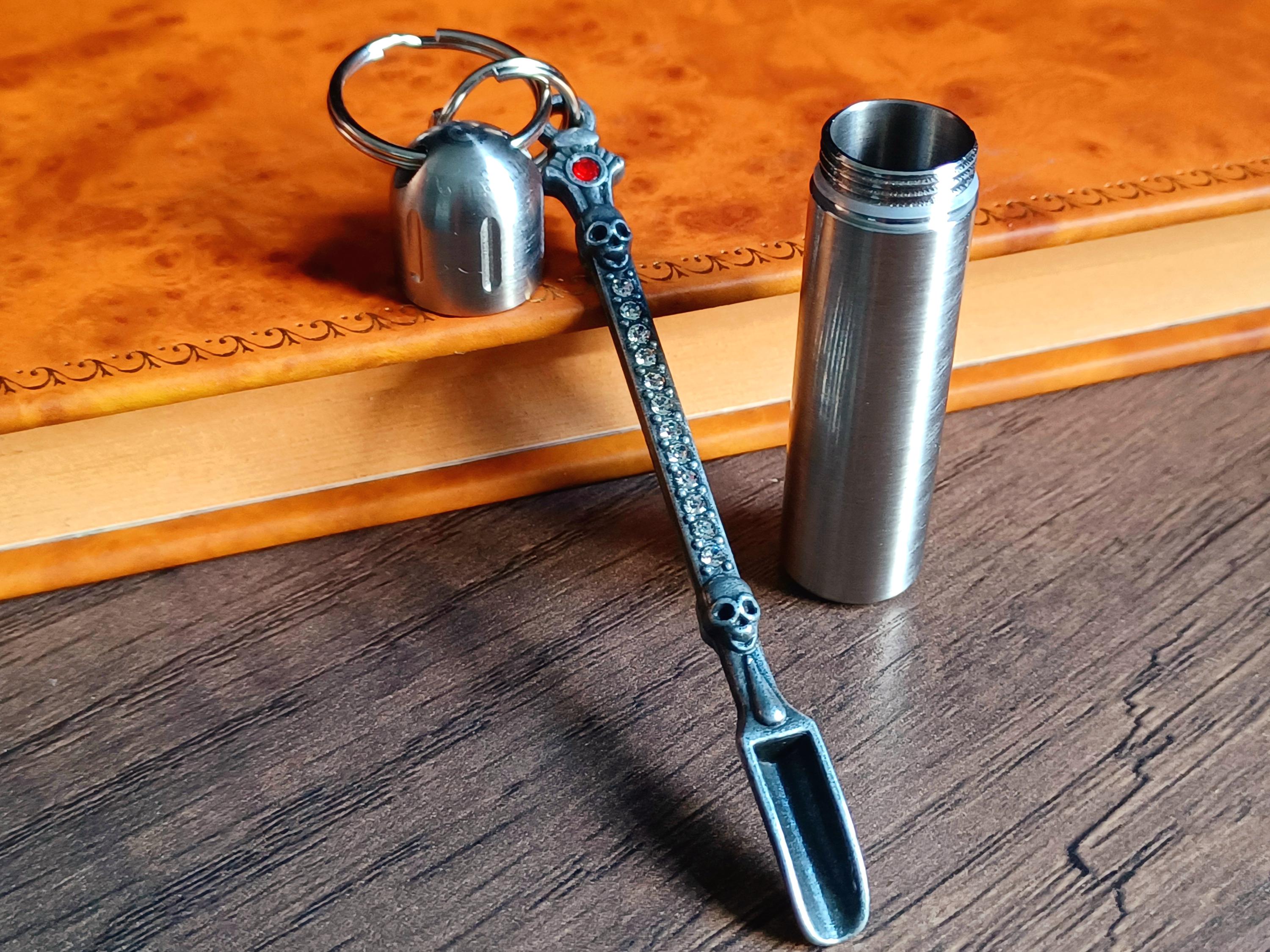 Showel Keychain Diamante Crafting Shovel Keychain With Waterproof Mini Storage Case ...