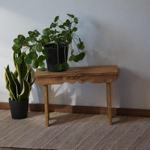 Else Bench - Rustieke bank van gerecycled hout - Vintage voetenbankje / bloemenbank gemaakt van planken - Handgemaakte decoratieve bank in landelijke stijl