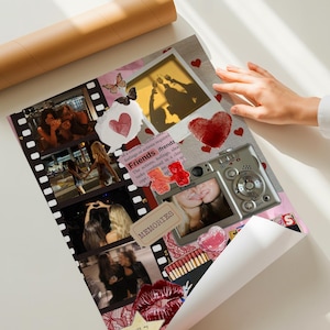 Pode incluir: Uma impress&atilde;o de colagem de fotos personalizada com v&aacute;rias imagens dispostas em um design de tira de filme. A colagem inclui imagens de amigos, cora&ccedil;&otilde;es e uma c&acirc;mera. A palavra "Friends" &eacute; vis&iacute;vel.