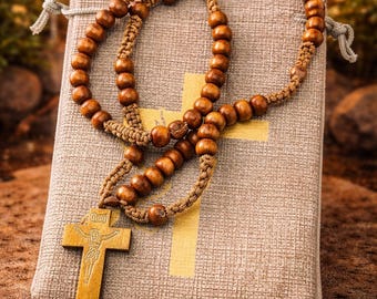 Rosario marrone con custodia per lo Spirito Santo