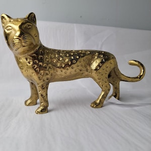 Vintage Brass Tone Leopard Cheetah Jaguar Statue – Heavy Metal Figurine –10 Inch Long Gold Cat Sculpture- Jungle Decor Animal Art Bohemian