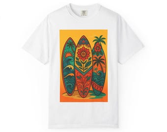 Camiseta teñida inspirada en el surf, ropa de playa, camisa de vacaciones, atuendo de verano, camiseta bohemia, regalo para amantes del surf.