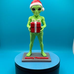 Desk Buddy Merry Thickmas Alien – 3D Printed Christmas Figurine (6.5 Inches Tall)