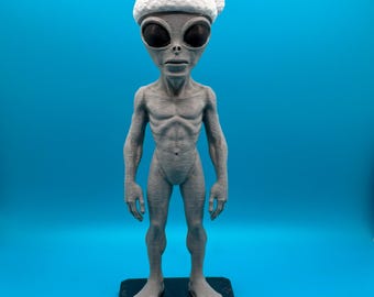 Estatueta de Alienígena Natalino – Decoração de Natal Impressa em 3D (20 cm de altura)