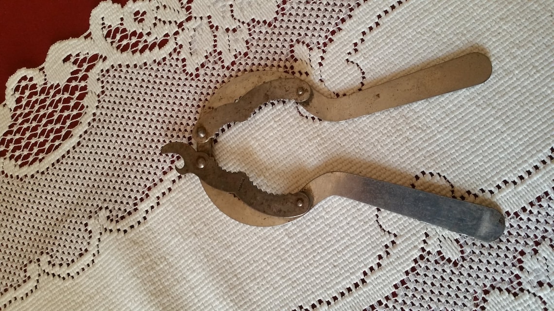 Vintage Adjustable Can Bottle and Jar Opener Allin One Etsy