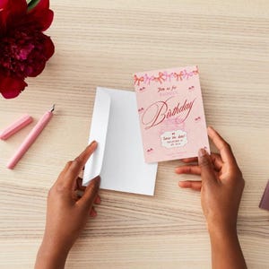 Rosa Geburtstagseinladung | Band und Kuchen-Geburtstagskarte | Bearbeitbare digitale Einladung | Girly Party Vorlage | Sofortdownload| Schickes Geburtstagsgeschenk