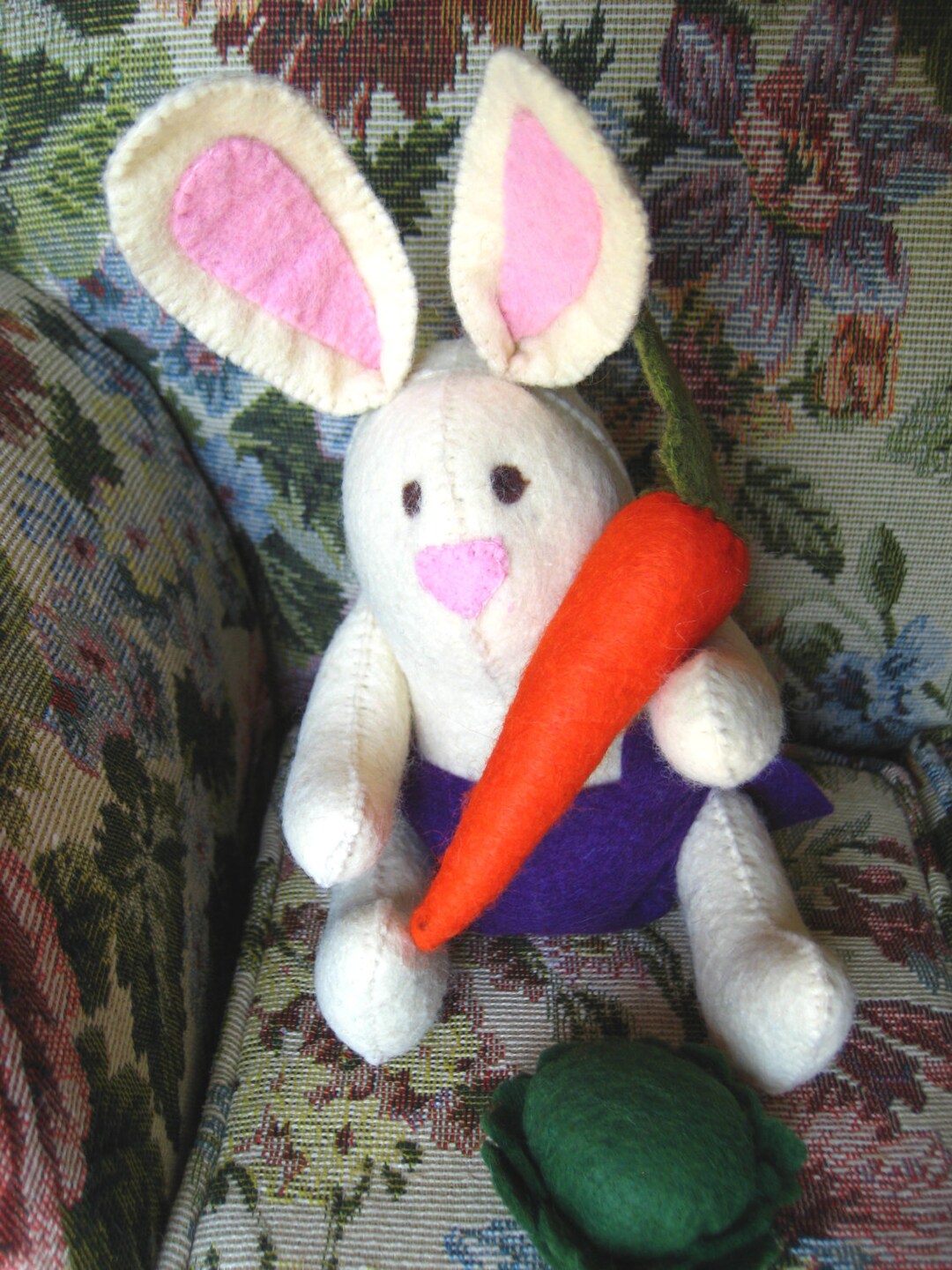 Wool Felt Play Toy Easter Bunny With Carrot and Head of Lettuce Hand ...