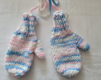 Childs Mittens On A String