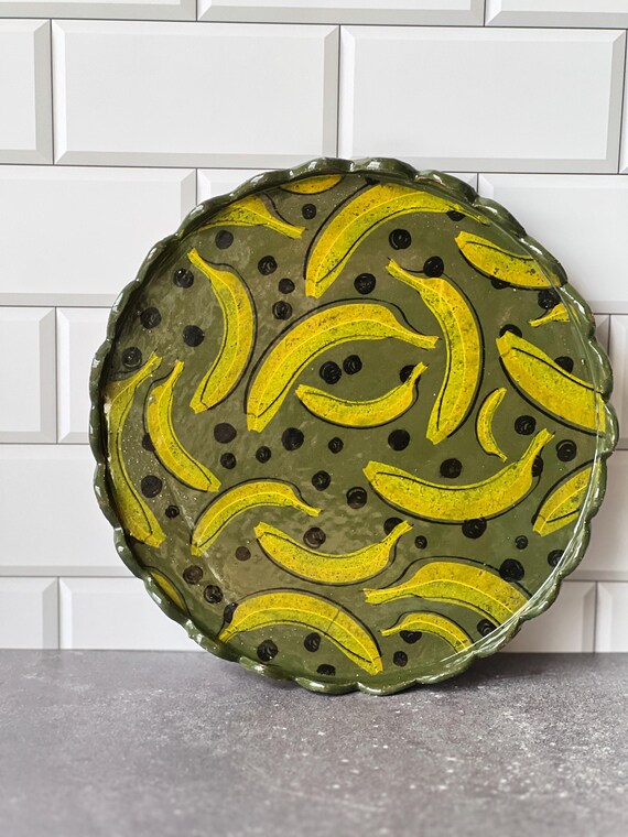 Handmade Ceramic Banana Pattern Plate – Whimsical Fruit Design.