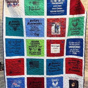 Custom Made T-shirt Quilt, Patchwork Quilt, 9 Patch Quilt, Memory Quilt Free Shipping