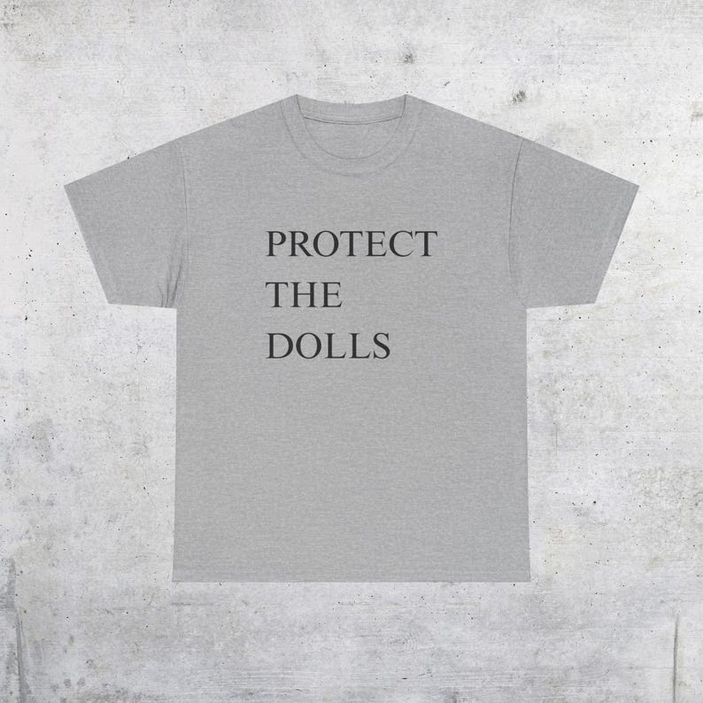 Camiseta con el lema "Protege a las muñecas": Derechos trans, orgullo queer - Camiseta unisex Sport Grey