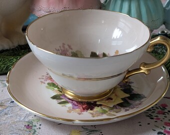 Stanley cup and saucer w/cabbage roses PINK