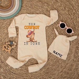 New Cowboy In Town Newborn Bodysuit, Cowboy Baby Bodysuit, Bodysuit Cowboy,Coming Home Outfit, Cowboy Western, Baby Shower,Cowboy Baby Shirt