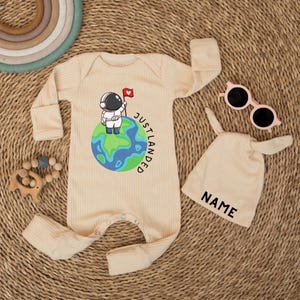 Just Landed Baby Newborn Bodysuit, Brand Bodysuit Space ship Baby Bodysuit ,Astronaut Baby Outfit, Baby Shower Gift, Funny Baby Bodysuit