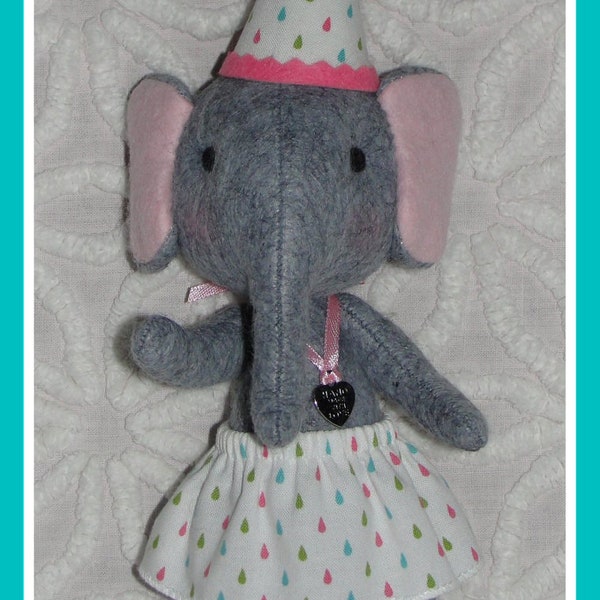 Wool Felt Plush/stuffed Elephant Doll