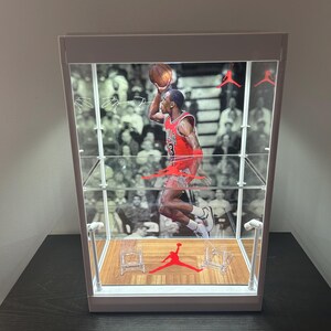 New Custom Double Tier PSA / Raw Sports Card Display Case with LED Lights bild 4