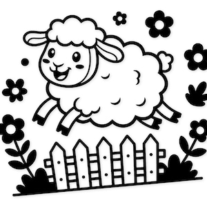 Op de afbeelding: Een zwart-wit illustratie van een cartoon schaap dat over een witte hek springt. Het schaap heeft een pluizig wit lichaam en is omringd door zwarte bloemen en bladeren. Het schaap lacht.