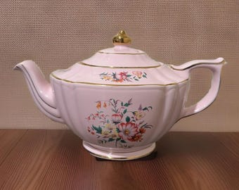 Vintage Sadler Pink Ceramic Floral Teapot With Gold Accents England 2060