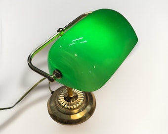 Vintage Desk Banker Lamp Green Glass Shade Brass-Finished Base Pull Chain Switch