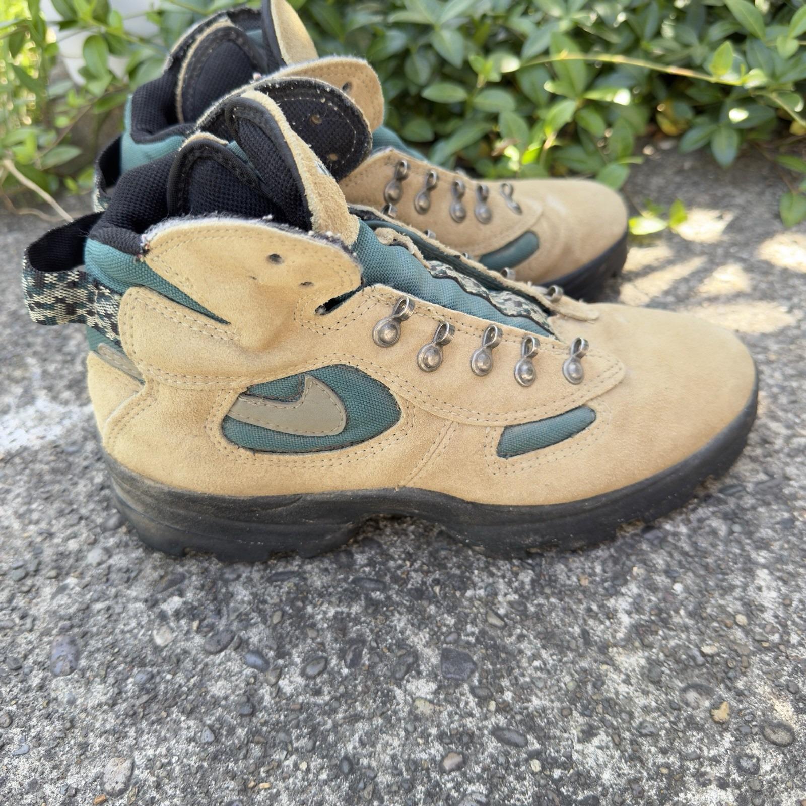 Vintage Nike ACG Hiking Boots Women Tan Green 90s Suede