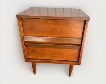 Vintage Mid Century Modern Chest Nightstand End Table 2 Drawer