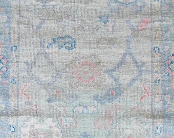 Tappeto Oushak in seta di bambù annodato a mano 8x10 / Tappeto turco rosa cipria chiaro