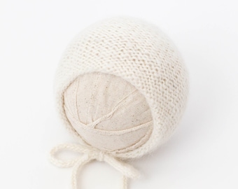 Knit Newborn Bonnet Photo Props Newborn Photography Props Baby Girl Bonnet New Baby Gifts Baby Shower Gifts Winter Baby Hat Newborn Hat
